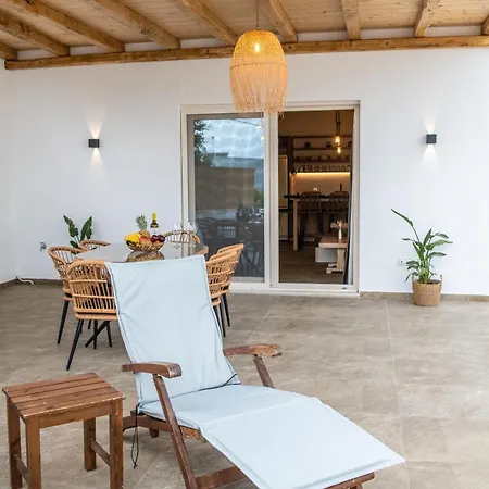 Armonia Apartmán Tínos